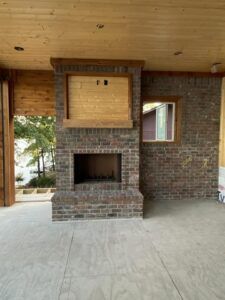 Gary & Debbie Mouton build a new house on Lake DeSoto