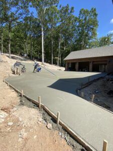 Gary & Debbie Mouton build a new house on Lake DeSoto