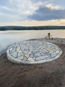 Gary & Debbie Mouton build a new house on Lake DeSoto