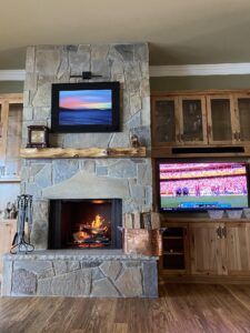 Gary & Debbie Mouton build a new house on Lake DeSoto